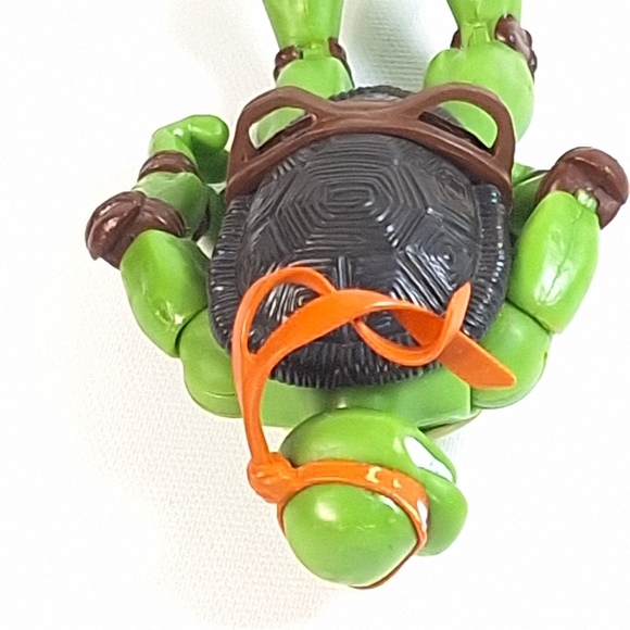 TMNT Teenage Mutant Ninja Turtles Michelangelo 6" Jointed Action Figure - Picture 9 of 9